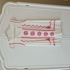 Beachy white dress with hot pink embroidery, size S
